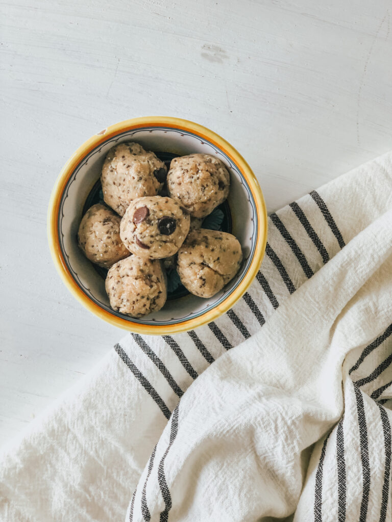 In this post, learn how to make the perfect quick grab snack full of protein, fat, and fiber - healthy cookie dough oat balls!